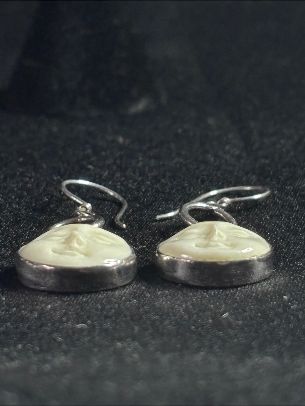 Silver 925 Cream Full Moon Face Goddess Hooks And Linked Rings Dangle Earrings - Picture 2 of 7